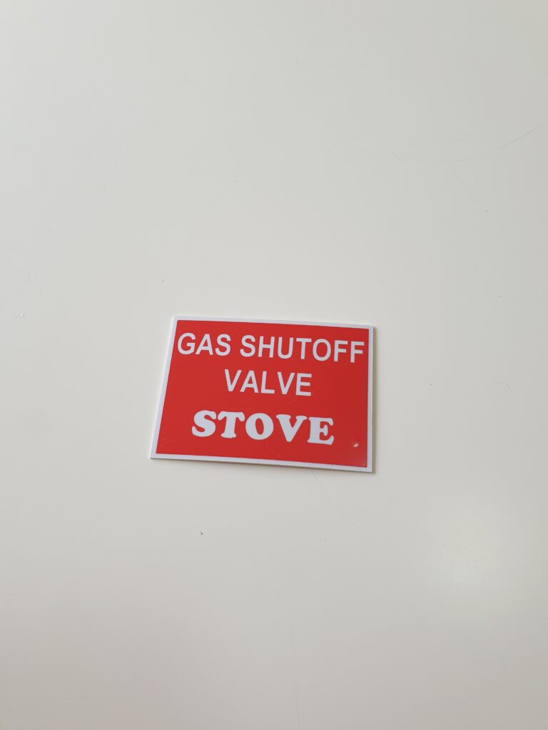 Gas-Shutoff-Valve-Stove-LPG-natural-Gas-information-boards-easy-fixable-surface-warning-attention-signage-scaled